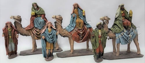 Reyes a camello en barro lienzado